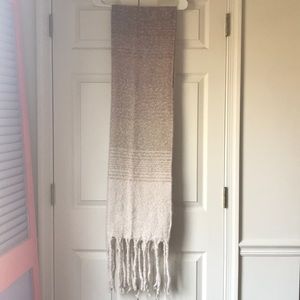 Mer-Sea ombré cozy scarf